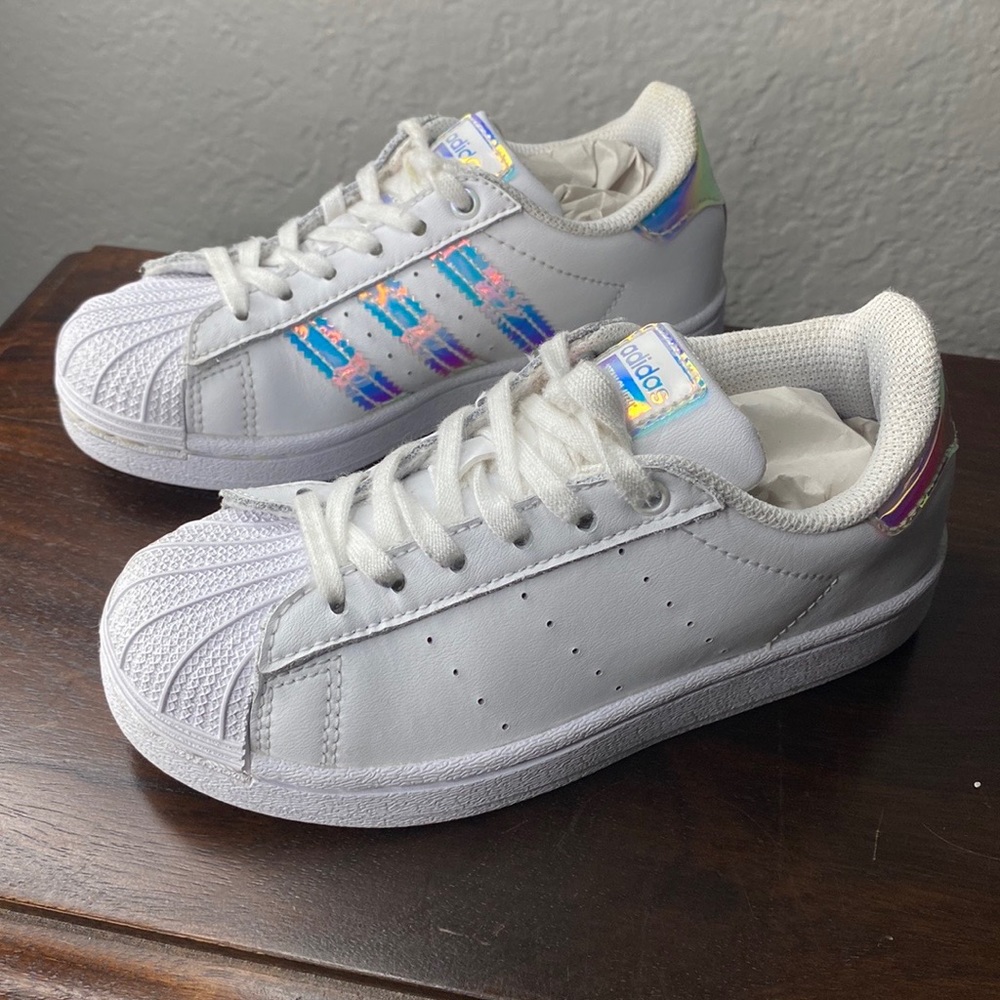 ADIDAS SUPERSTAR SHOES WITH SHINY IRIDESCENT DETAILS. SIZE 11K - Picture 4 of 8